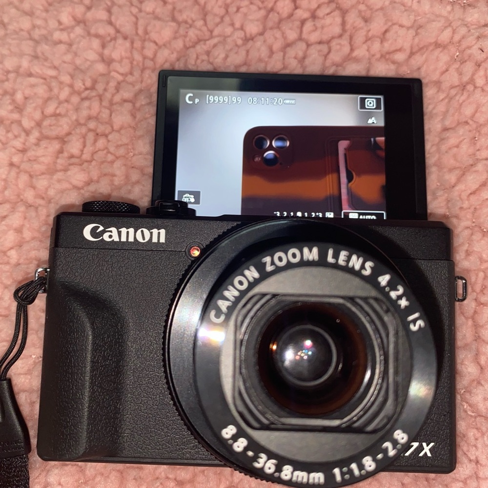 Canon power shot G7X Mark III